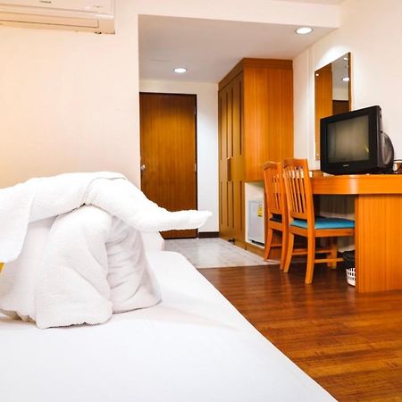 Neptuna Hotel Patong Extérieur photo
