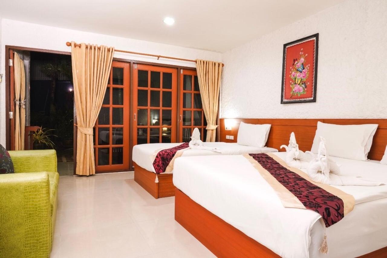 Neptuna Hotel Patong Extérieur photo