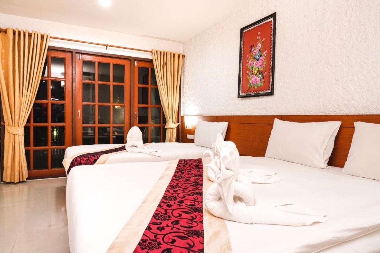 Neptuna Hotel Patong Extérieur photo