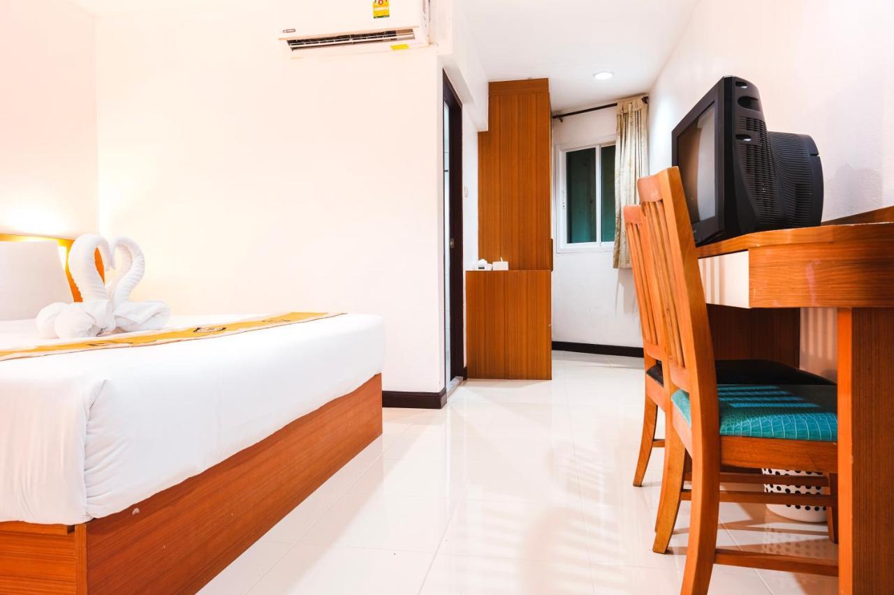 Neptuna Hotel Patong Extérieur photo